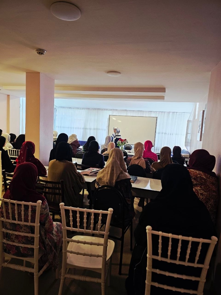 Katta Ta'lim Auditoriyasi